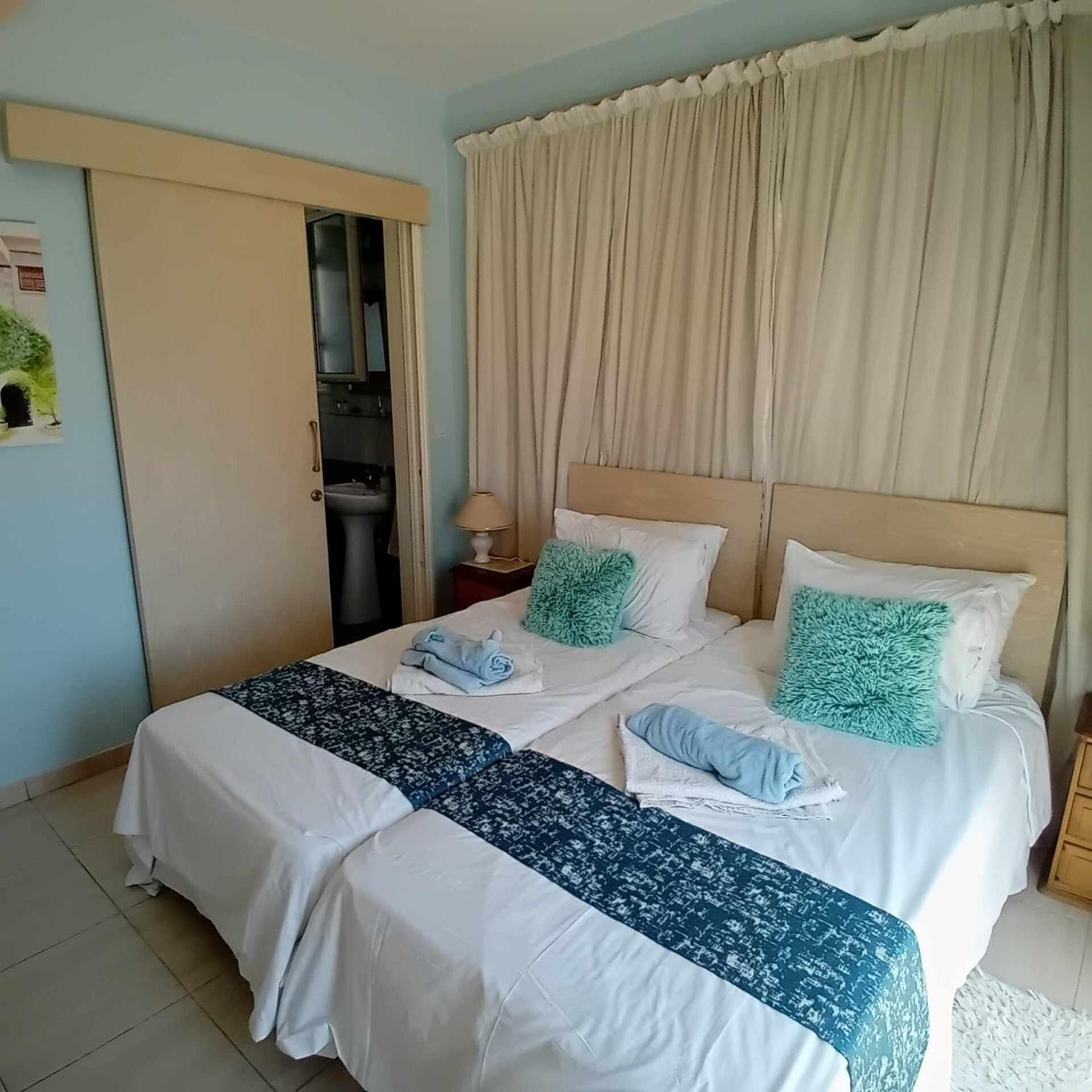 Sunset Boutique Guest House Пафос Экстерьер фото